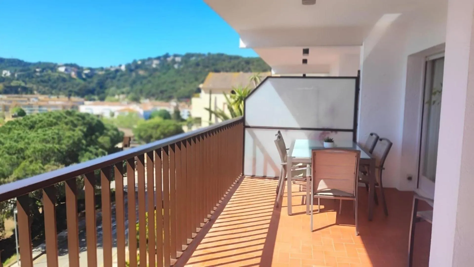 Pau Picasso Vacaciones Apartment Tossa de Mar Spain